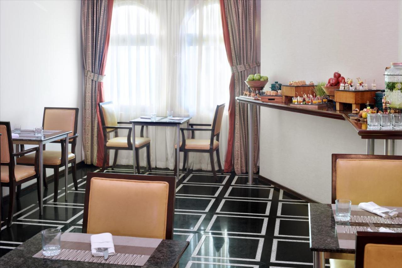 Mövenpick Hotel Karáčí Exteriér fotografie